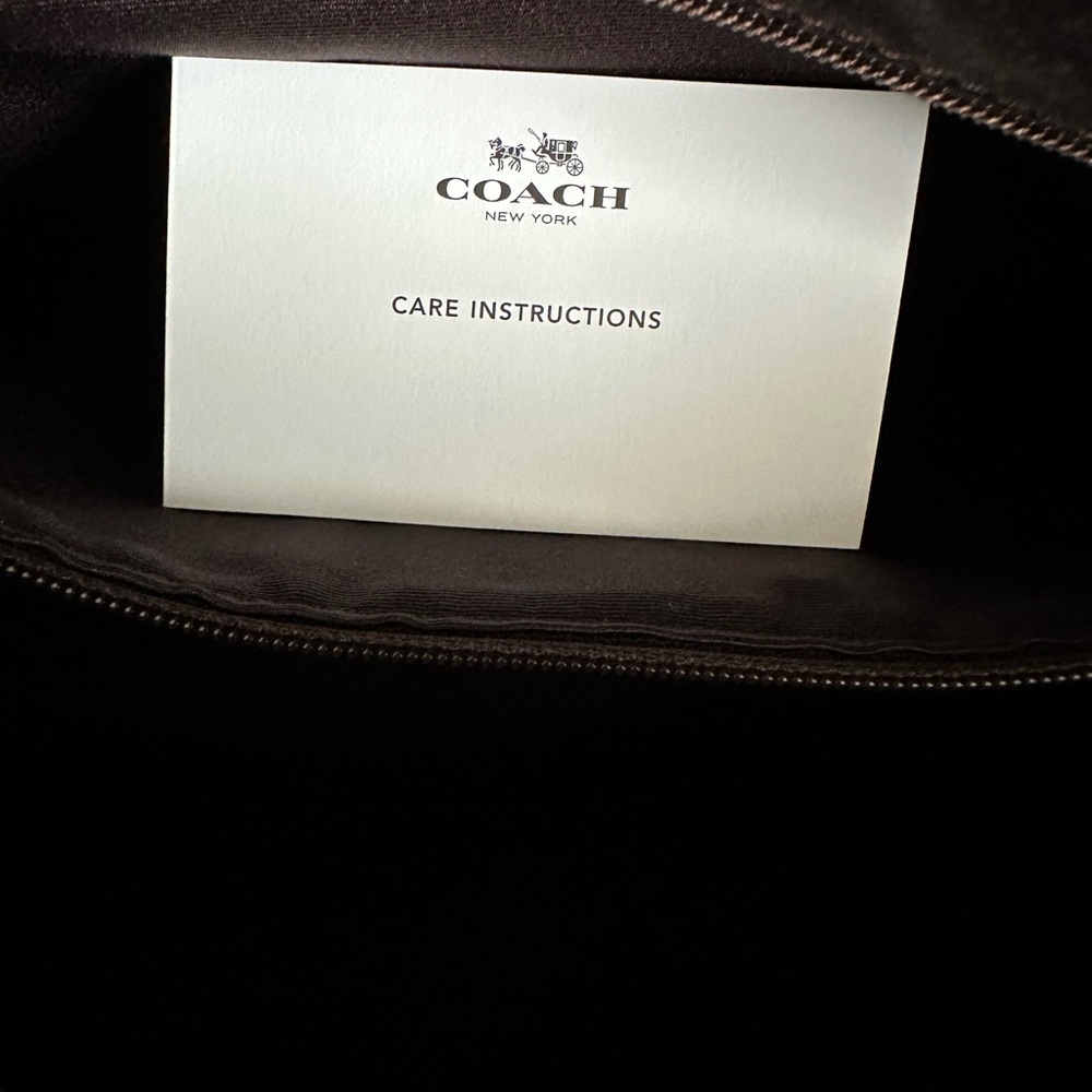 BNWT Coach Ava Tote in Crossgrain Leather – Chalk (F57526) - Picture 13 of 16
